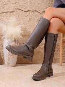 Boots, A Pair Of Women's Retro, Slim Fit, Fashionable And Versatile. In Fact, Long Knight Boots With Retro Design Can Be Paired With Short Skirts Or Coats To Create An Elegant Temperament. Suitable For Daily Commuting Or Some Leisure Occasions.