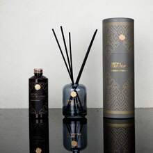 1 Set de Difusor de Aromaterapia con Varillas, Aceites Esenciales Naturales Mezclados, Decoración del Hogar, Aroma Duradero, Adecuado para Regalos de Boda, Cumpleaños, Día de San Valentín, Navidad, Fiestas, Aplicable para Dormitorio, Estudio, Sala de Estar, Baño, Desodorización - Aceites esenciales extraídos de plantas naturales. - Ver 11