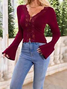 Áo nữ mùa đông Onicee, màu đỏ tía, kiểu dáng thời trang và gợi cảm, cổ chữ V, viền ren và cài nút. - Màu Đỏ Sâu - Xem 4