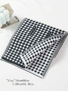 1 szt. szalików dla kobiet, akcesoria zimowe. Ten mały, dzianinowy szalik w kratkę to wszechstronny, jesienny i zimowy kołnierz ortopedyczny dla kobiet. To gruba i ciepła osłona na szyję do jazdy na rowerze na świeżym powietrzu.