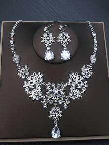 1 Set Luxus Goldplattierter Schmuck, smaragdfarbener Kristall, Blumenmuster, geeignet für Hochzeiten und formelle Anlässe