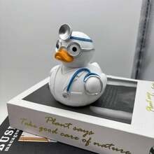 1 pieza Figura de pato médico héroe de la vida cotidiana, hecha a mano, regalo de artesanía de resina para gabinete del hogar, escritorio de oficina