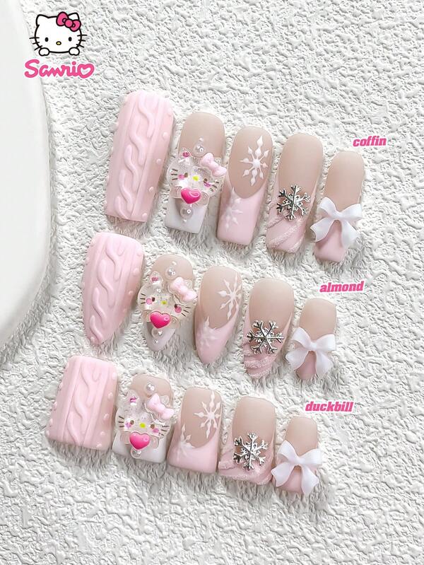 Sanrio مجموعة أظافر عيد الميلاد 3D هالو كيتي من سانريو 10 قطع، أظافر شتوية جاهزة للضغط، ملصقات أظافر فرنسية مصنوعة يدويًا من اللؤلؤ، أظافر صناعية بتصميم رقائق الثلج المعدنية، تعليقات أظافر بفيونكة بيضاء، متوفرة ب- 3 أحجام، أظافر لوز وبط وتابوت، تأتي مع أدوات الأظافر (1 ورقة ملصقات جيلي + 1 مبرد أظافر)، مناسبة للحفلات وعيد الميلاد والاستخدام اليومي العادي