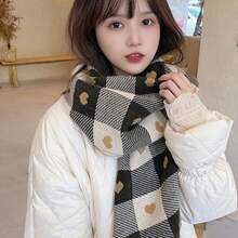 1pc Women's Scarf, New Autumn/Winter Fashion Versatile Double-Sided Thick Scarf, Couple's Warm Shawl, Romantic Heart-Shaped Shawl, High-End Long Warm Scarf For Dress - Scarf - View 5