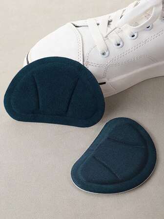 1 Pair Of Shoes With Anti Slip And Anti-Wear Heel Patches That Can Be Adjusted In Size And Trimmed With Heel Pads