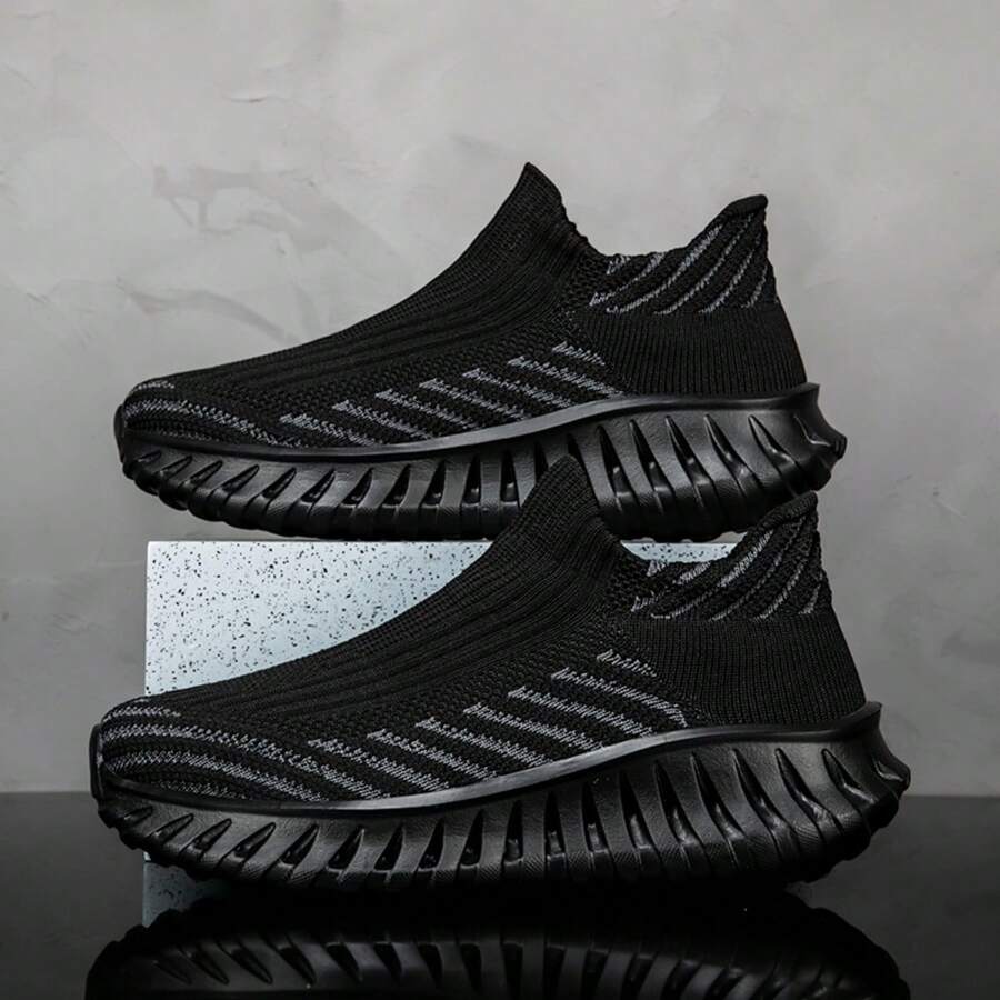 Men's Shoes 2025 New Autumn Fly-Woven Mesh Soft-Soled Socks Shoes Men's Slip-On Soft-Soled Casual Sneakers - Black - View 1