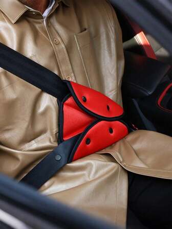 Almohadillas auxiliares para el hombro de para automóvil - Garantizan comodidad y durante la conducción. Hechas de material transpirable y amigable con la piel, son fáciles de instalar y ajustar, y son adecuadas para la mayoría de los cinturones de de los vehículos, lo que las convierte en una opción ideal para la protección durante los viajes en automóvil.