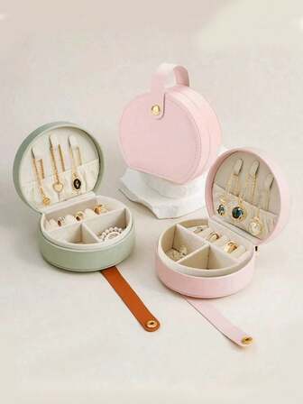 1 st. anpassad smyckesväska, personlig resesmyckesask, anpassad smyckesask med namn och födelseblomma, liten fyrkantig örhängenorganisatör med handtag, brudtärna, bröllopspresentask för systrar och vänner, födelsedag, bröllop, mors dag, alla hjärtans dag, fest, anpassade små presenter, multifunktionell, dekorativ, återanvändbar, utsökt, snygg, högkvalitativ, elegant livsstil, konstfullt livsstil