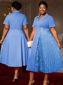 Blaues A-Linien-Kleid mit Umlegekragen, Spitzeneinsätzen, kurzen Ärmeln, für Büro, Business, Party und Mode für Frauen mit Kurven - Babyblau - Übersicht 1