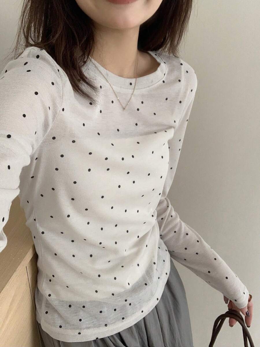 Pullover Polkadot Baru Musim Panas Lembut & Nyaman Pas Badan Minimalis Leher Bulat Gaya Korea Pelindung Matahari Lapisan Dasar Atasan Lengan Panjang Kasual Musim Semi Putih