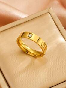 1枚不锈钢镀18K金四叶草戒指，优雅的圈形饰品，适合儿童日常佩戴和作为礼物