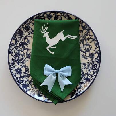 4 Pieces Hemming Pack Christmas Print Thick Viscose Napkins Cloths 40*40cm/15.74*15.74 Inches Square Table Washable Wholesale Reusable Kitchen Dining Suitable For Hotel Festival Food Photography Props Weddings Birthdays Paties Home Eveing Decorations