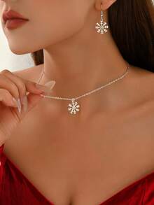 2pcs/Set Elegant Snowflake Silver Color Earrings & Necklace Set, Creative European & American Style, Versatile For Daily Wear And Holidays - Silver - View 1