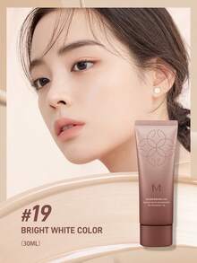 MISSHA 美思润颜 BB 霜，适合所有肤质的全光谱遮瑕膏，遮盖毛孔和瑕疵，BB 霜，30ml/1.05oz - 19 BRIGHT WHITE COLOR - 查看 2