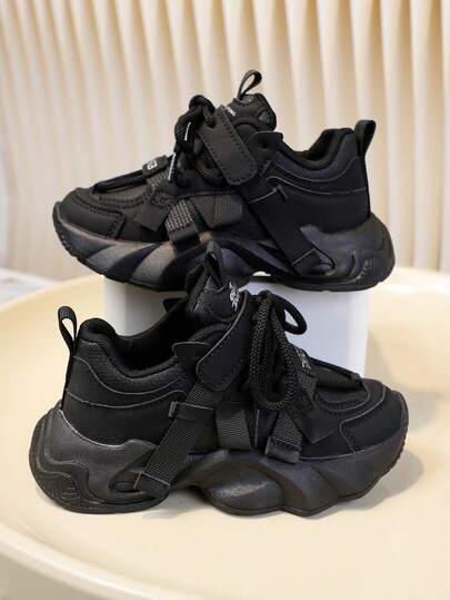 2025春季新款休闲儿童运动鞋，轻便时尚厚底厚底运动鞋，适合男孩和女孩