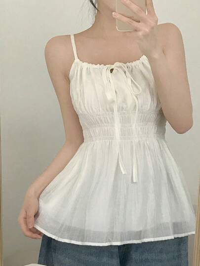 女士纯色蝴蝶结前襟吊带背心，清新时尚，适合春夏休闲穿着