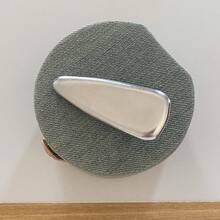 Korean Fashion Retro High-End Patent Leather Hair Clip Internet Celebrity Glossy PU Drop Duckbill Clip Bangs Side Clip - Bạc - Xem 12