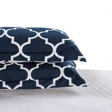 Elegant Comfort All Season Ultra Soft 3pcs Geometric Trellis Comforter Set, Down Alternative Breathable And Comfortable Quilt Luxury Hotel Quality 3 Piece Full/Queen, King/California King And Twin/Twin XL Size Bed Includes 1 Comforter And 2 Pillowcases Bedding Set, Christmas Decorations Gifts, Cozy Winter Styles, Holiday Décor - 海軍 - 查看 3