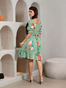 Vestido Curto Feminino estampado crepinho De Manga Curto Cintura Alta Plissada