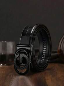 1条男士字母合金自动扣时尚皮带。这款47英寸优质男士皮带采用独特百搭的设计，适合高端商务场合。它也是日常穿着和办公的绝佳选择，同时也是一份很棒的节日礼物。复古风，适合秋季/都市穿搭，经典圣诞冬季时尚，日常男士男友礼物。 - 彩色 - 查看 9