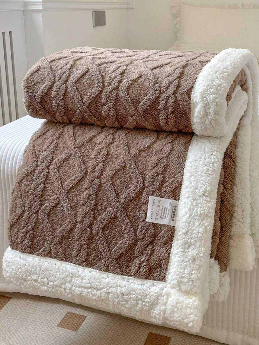 1 chiếc chăn trải giường và ghế sofa có thể đảo ngược - Chăn dày họa tiết kim cương hình học dùng được cho mọi mùa, Chăn ấm áp màu đen có thể giặt bằng máy cho giường, ghế sofa hoặc trang trí nhà cửa, Chăn trải cho ghế sofa, Vật dụng thoải mái đa năng, Họa tiết có kết cấu, Vải chất lượng cao - Cà phê nâu - Xem 1