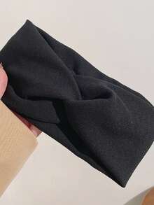 1PC Women's Thick Winter Headband - Soft Solid Color Hair Accessory, Elegant Bohemian Style Loose Headband, Suitable For Cold Weather Thanksgiving, And Holiday Gifts Multi Functional Headband, Winter Headband, Women's Winter Warm Headband, Soft Headband, Elastic Headband, Women's Elastic Headband (Due To Lighting Reasons, There May Be Some Color Difference In Photos Taken) Women Bandana Winter Head Wrap Warm Women Scarf Women Hair Accessories Elegant Hair Band