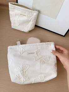 1 PC White Bow Clutch Bag For Travel And All-Match Portability Back To School Make Up Bag, Fashionable And Casual Large Capacity Portable Zipper Makeup Bags, Travel Storage Stationery Storage, Vacation Essentials Cosmetic Bags For Pouch Pads, Wired Earphones, Earpods, Headphones, Charger, Lipsticks, Perfume, Skin Care And Beauty Products,Gifts For Women,Christmas Gifts,Gift Ideas For Women