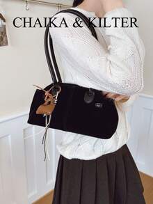 1 件 CHAIKA & KILTER 纯色绒面革单肩包,复古时尚波士顿包,带双手柄和拉链开合,适合日常使用(与吊坠一起出售) - 黑色 - 查看 7