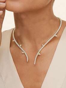 A New Rhinestone Choker, A Sophisticated Open Choker For Women, Perfect For A Stage Look, And A Versatile Accessory.