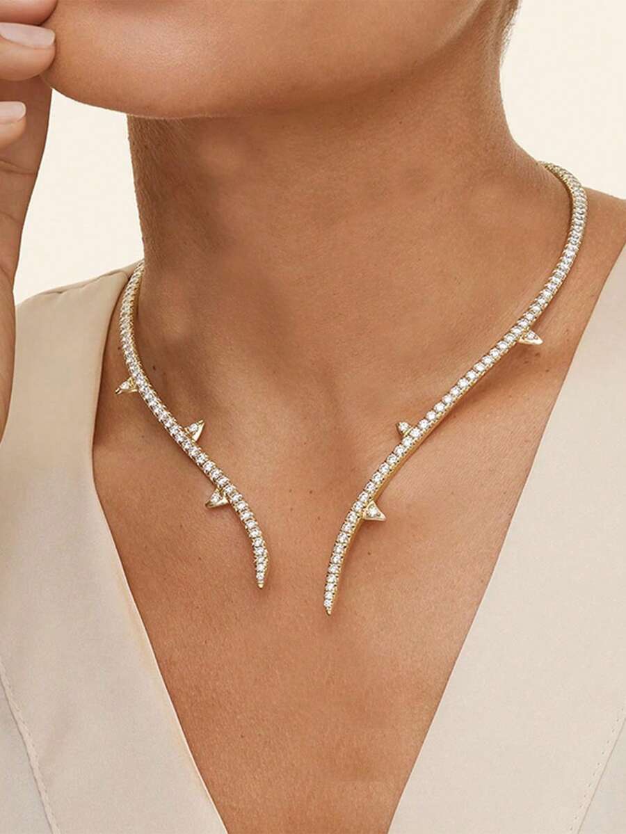 A New Rhinestone Choker, A Sophisticated Open Choker For Women, Perfect For A Stage Look, And A Versatile Accessory.