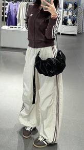 adidas 1.3L Originals Cloud 品牌標誌標誌 雲朵包牛角包 肩包 小號 女款 黑色 - 黑色 - 查看 5