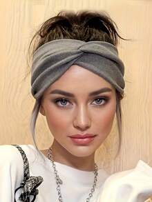 1PC Women's Thick Winter Headband - Soft Solid Color Hair Accessory, Elegant Bohemian Style Loose Headband, Suitable For Cold Weather Thanksgiving, And Holiday Gifts Multi Functional Headband, Winter Headband, Women's Winter Warm Headband, Soft Headband, Elastic Headband, Women's Elastic Headband (Due To Lighting Reasons, There May Be Some Color Difference In Photos Taken) Women Bandana Winter Head Wrap Warm Women Scarf Women Hair Accessories Elegant Hair Band