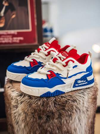 新款男士休闲小众低帮设计运动鞋，百搭厚底运动鞋，时尚撞色休闲鞋