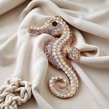 1 件复古秋冬可爱水钻海马胸针，创意海洋动物服装配饰别针