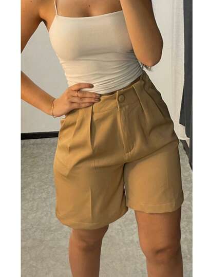 Bermuda Alfaiataria Feminina com Bolso Lateral