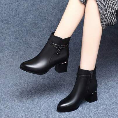 2025 Autumn/Winter New Round Toe Short Boots For Women, Chunky Heel Mid-Heel Boots, Soft Sole Suede Rhinestone Slim Boots, Versatile Boots