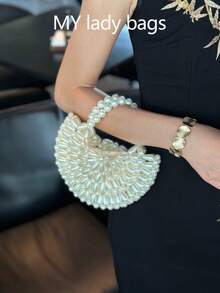 Borsa a tracolla/clutch vintage di design di nicchia, realizzata a mano con perle e forma a mezzaluna, versatile e alla moda