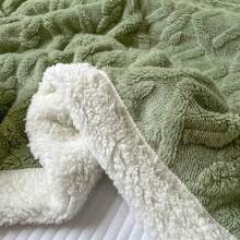 1pc Reversible Bed & Sofa Blanket - Thickened All-Season Geometric Diamond Pattern Throw, Machine Washable Black Cozy Blanket For Bed, Couch, Or Home Decor, Throw Blanket For Couch, Versatile Comfort Item, Textured Pattern, Highquality Textile - Mint Green - View 9