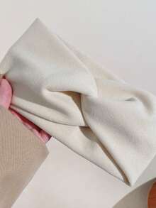 1PC Women's Thick Winter Headband - Soft Solid Color Hair Accessory, Elegant Bohemian Style Loose Headband, Suitable For Cold Weather Thanksgiving, And Holiday Gifts Multi Functional Headband, Winter Headband, Women's Winter Warm Headband, Soft Headband, Elastic Headband, Women's Elastic Headband (Due To Lighting Reasons, There May Be Some Color Difference In Photos Taken) Women Bandana Winter Head Wrap Warm Women Scarf Women Hair Accessories Elegant Hair Band