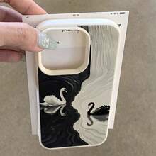 1pc TPU Material Elegant Retro Black & White Contrast Swan Pattern Phone Case Compatible With IPhone//Compatible With Redmi/ 17 Pro Max - White - View 3