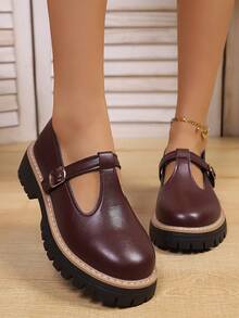 Mocassini da donna con decorazione a catena metallica, nuovi per l'autunno/inverno, stile britannico, comodi e slip-on