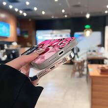 Qué vaca más linda Qué funda de teléfono Compatible con fundas de teléfono   17  16 Pro Max  15 Pro Max  13 y  12 Hecho de material de TPU, brinda protección contra golpes y caídas Es un gran regalo para familiares, amigos, novios, novias y Halloween - Negro - Ver 4