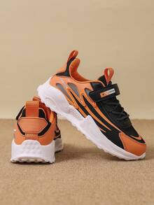 1 Pair Breathable Mesh Casual Running Shoes, Striped Sporty Style, Low-Top Sneakers For All Seasons, Hook & Loop Closure, Round Toe Fabric Uppers And EVA Soles, Suitable For Boys And Girls