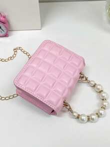 Bolsa de mão com pingente de pérolas, modelo DIY, com fecho magnético em PU, design moderno com mini grade em relevo, simples e versátil, ideal para uso diário e como presente para familiares e amigos (a superfície perolada pode apresentar arranhões e pequenas imperfeições, o que é inevitável). (Os adesivos com as letras precisam ser colados pelo usuário e estão inclusos).