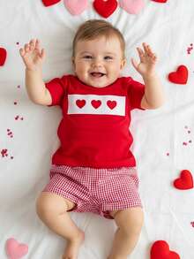 Toddler Baby Boy Valentine's Day Outfit Heart Embroidery Smocked Short Sleeve T-Shirt Top Plaid Shorts Set - Đỏ - Xem 3