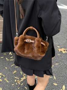 2025 新款毛绒手提包女士托特包篮子包褶皱水桶包时尚单肩斜挎包毛绒包