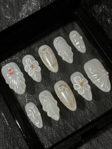 10pcs White Almond Handmade Nail Stickers, White Wedding Manicure, 3D Embossed Floral Shell Design, Minimalist Elegant Nail Decor, Reusable Handmade False Nails, Comes With Glue And Nail File, Great Gift For Girls - White - View 3