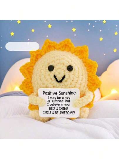 1 Stück handgefertigte gehäkelte fröhliche kleine Sonnen Plüschpuppe, ausdrucksstark und spaßig, ideales Geschenk für Feiertage, Geburtstage. Dieses handgefertigte Geschenk für die psychische Gesundheit ist inspirierend für Freunde, Großeltern, Mütter, Väter und Jugendliche. Geeignet für Männer, Frauen, Freunde, Töchter und perfekt für Feiertage, Muttertag, Lehrertag, Vatertag, Abschluss und Weihnachten.