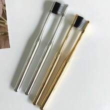 2 pièces Brosses à dents dorées pour adultes, brosses à dents de luxe à poils doux, style de couple, conçues pour un nettoyage en profondeur des gencives, convient aux dents et gencives sensibles, adapté à une utilisation quotidienne à la maison.