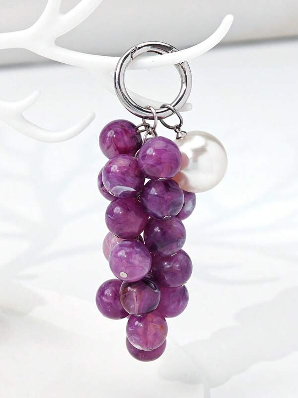 1pc Grape Casual Acrylic Alloy Keychain, Minimalist Versatile Bag Charm